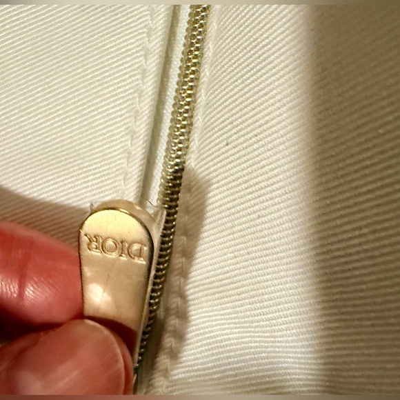 Dior Bridal "Yes I Do" Cream Cosmetic Bag. New. In Holiday box. GWP - Picture 4 of 10